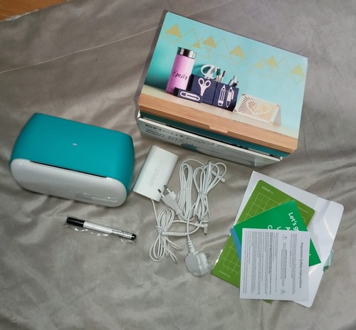 Boxed cricut joy vinyl - cricut, cutting