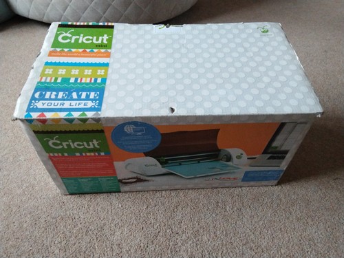 Cricut mini diy cutting - cricut,